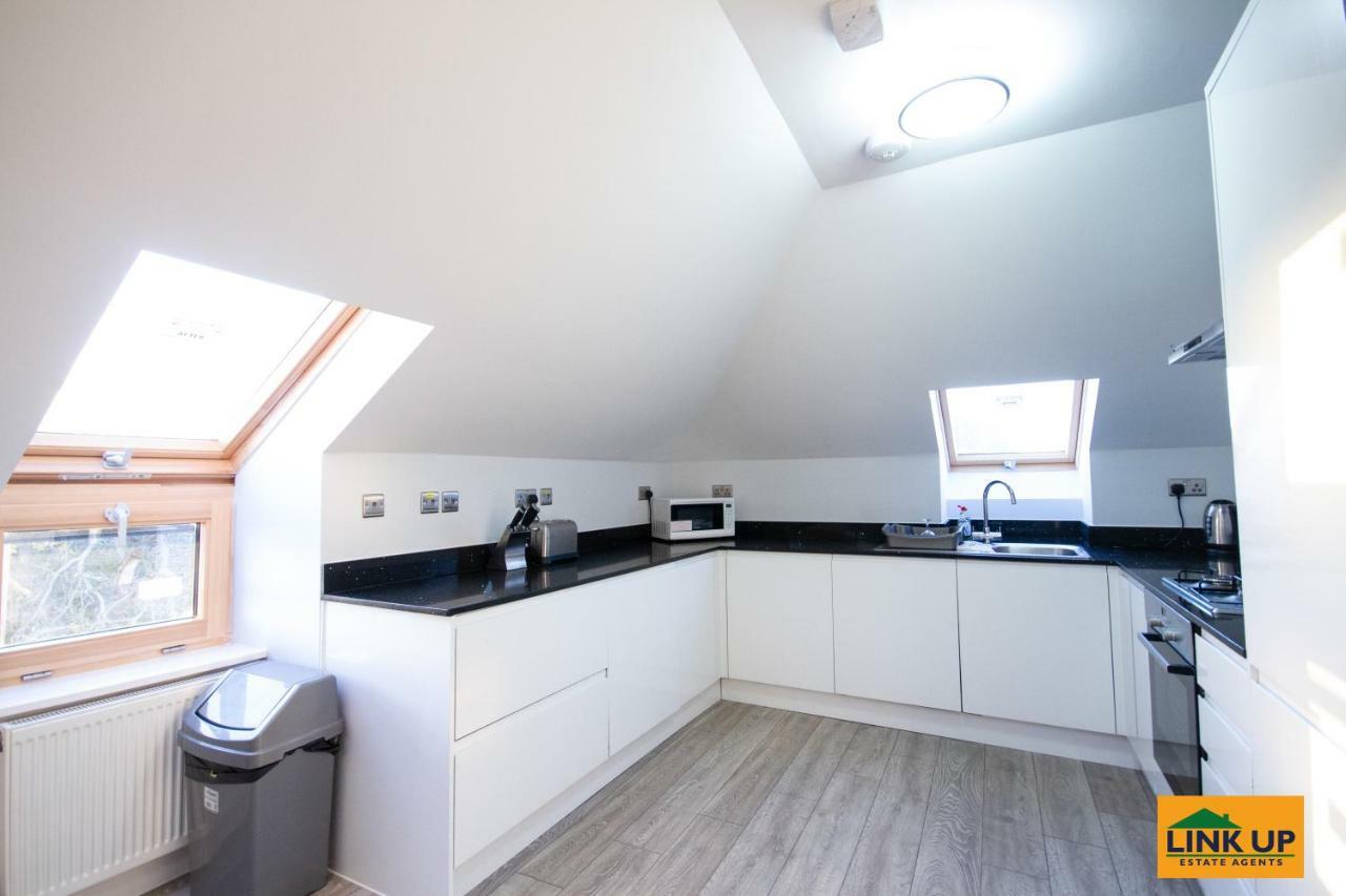Apartment Holden Court - 6 West Drayton (Middlesex)